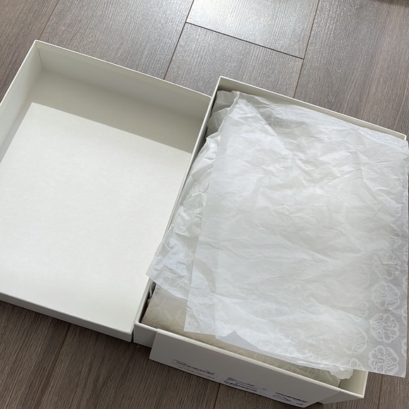 Authentic Brand New Alexander McQUEEN Sneakers - Picture 8 of 10